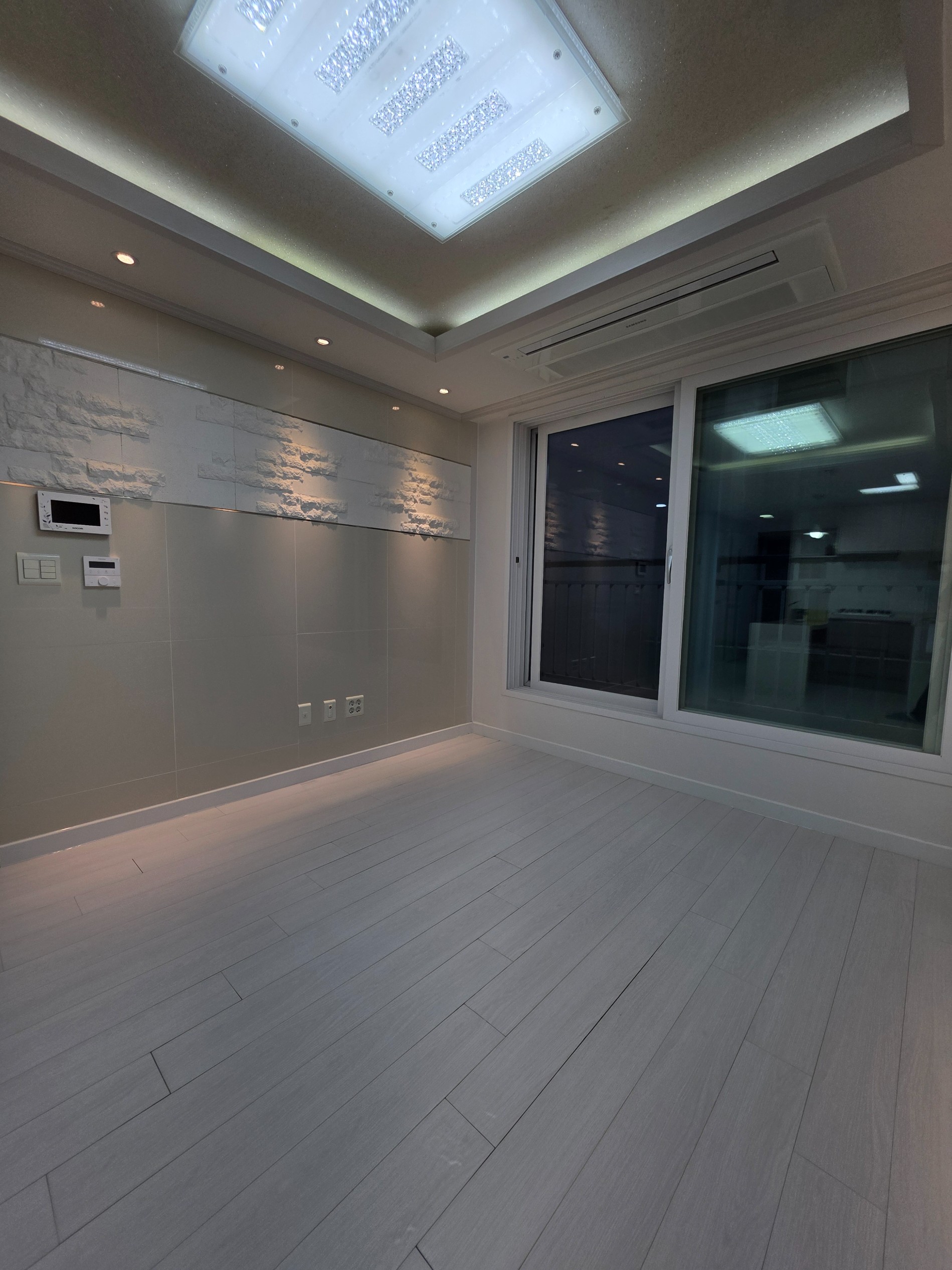 Post image 9