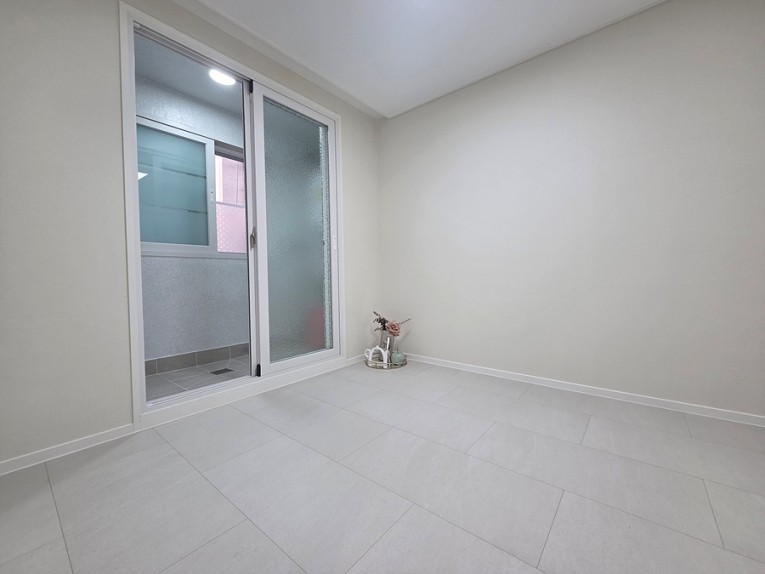Post image 29