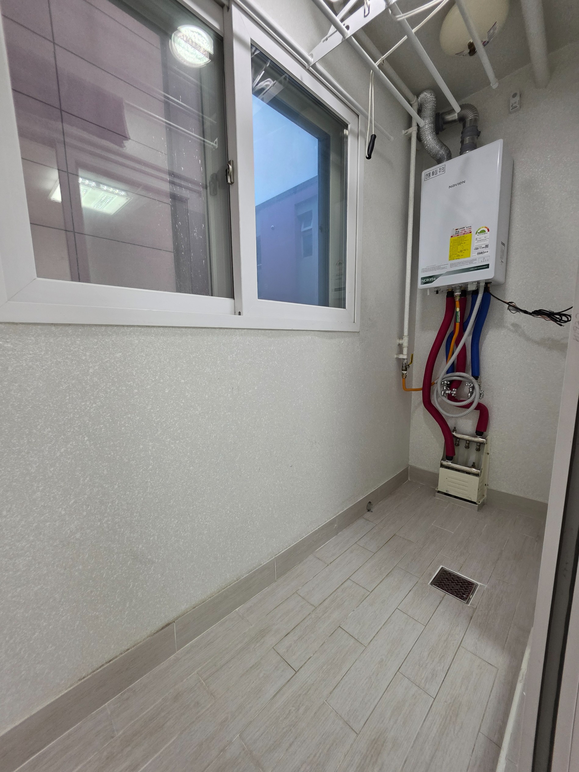 Post image 13