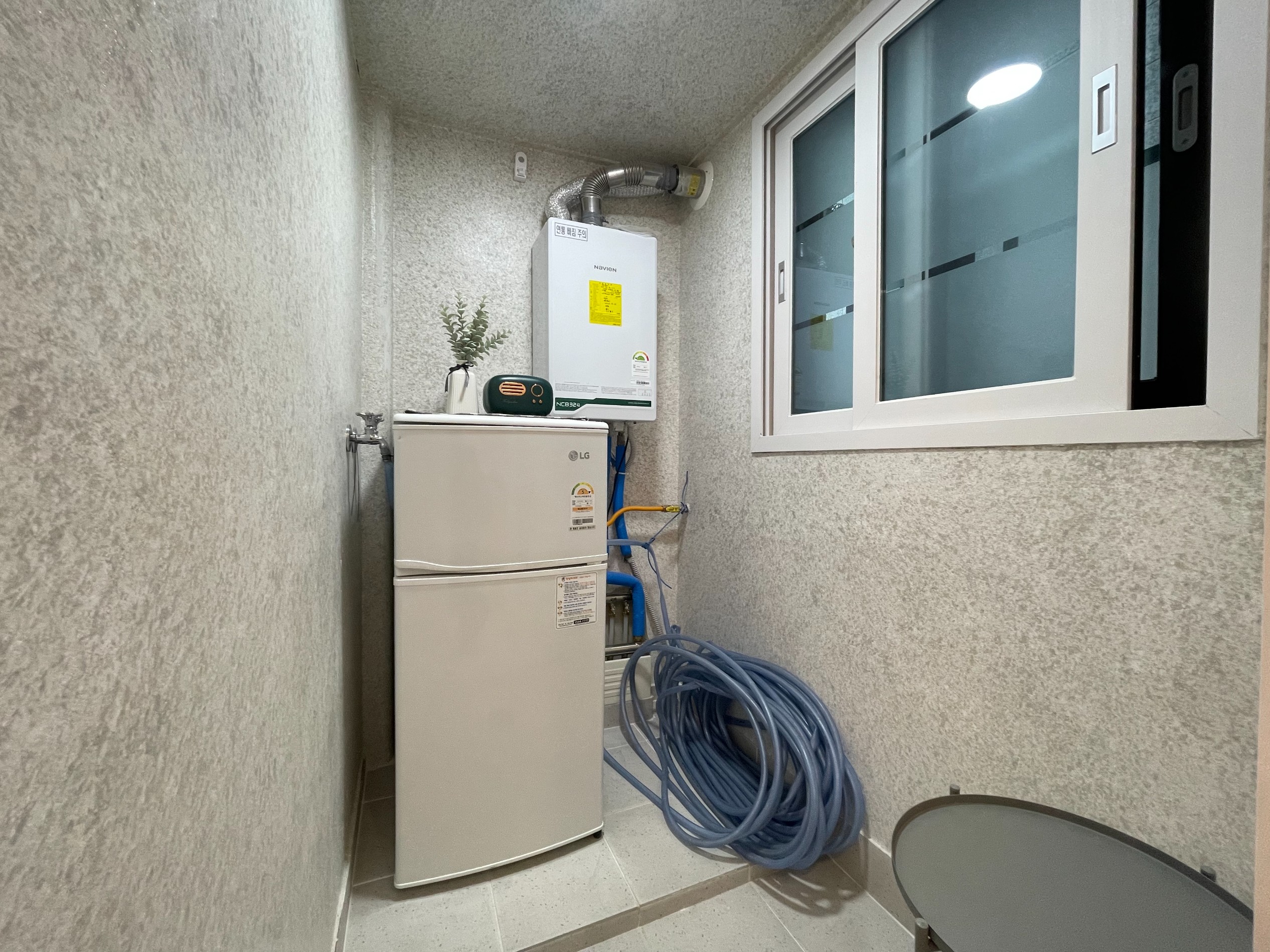 Post image 29