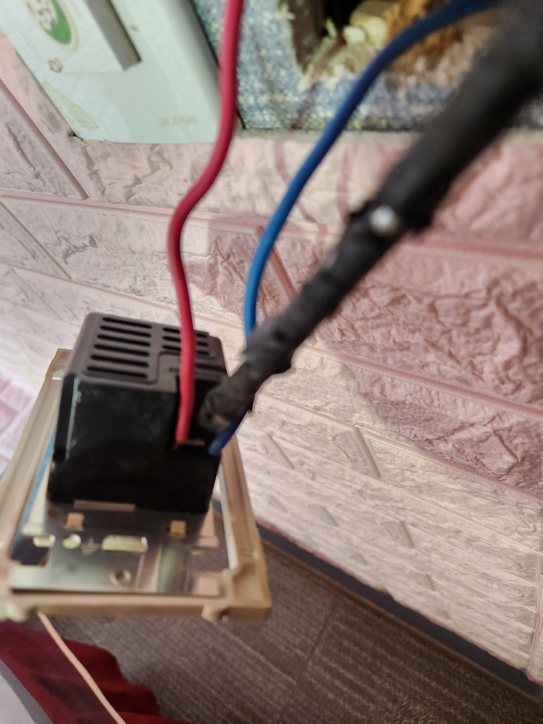 Post image 4