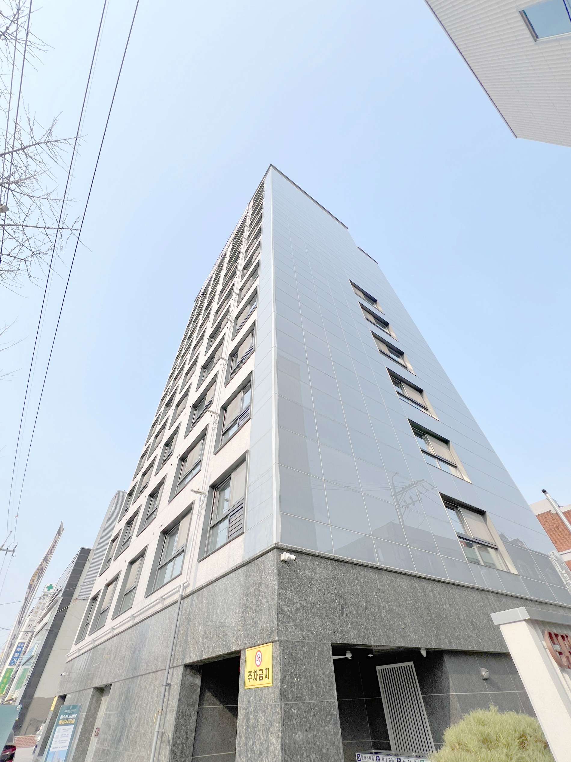 Post image 11