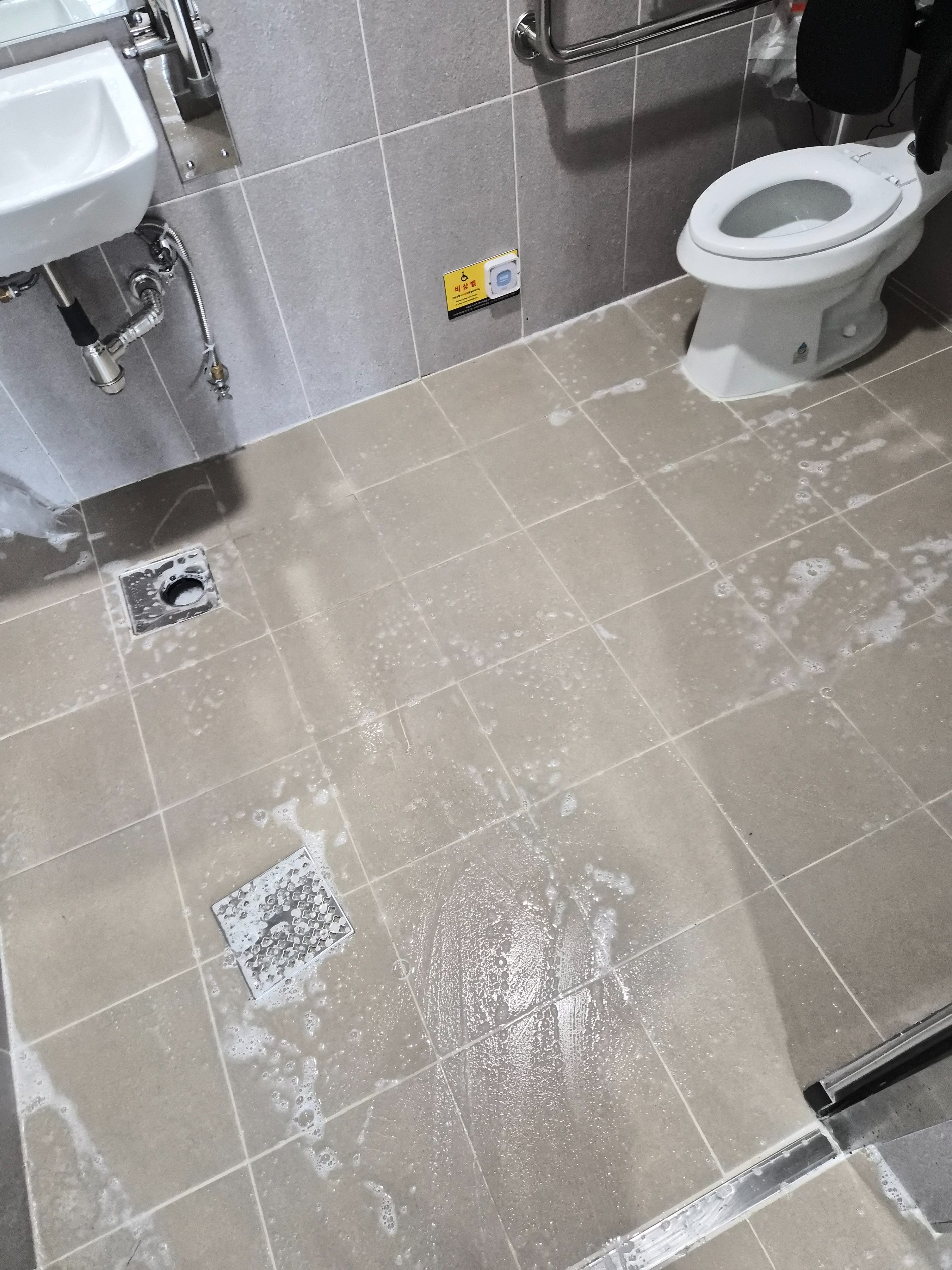 Post image 7