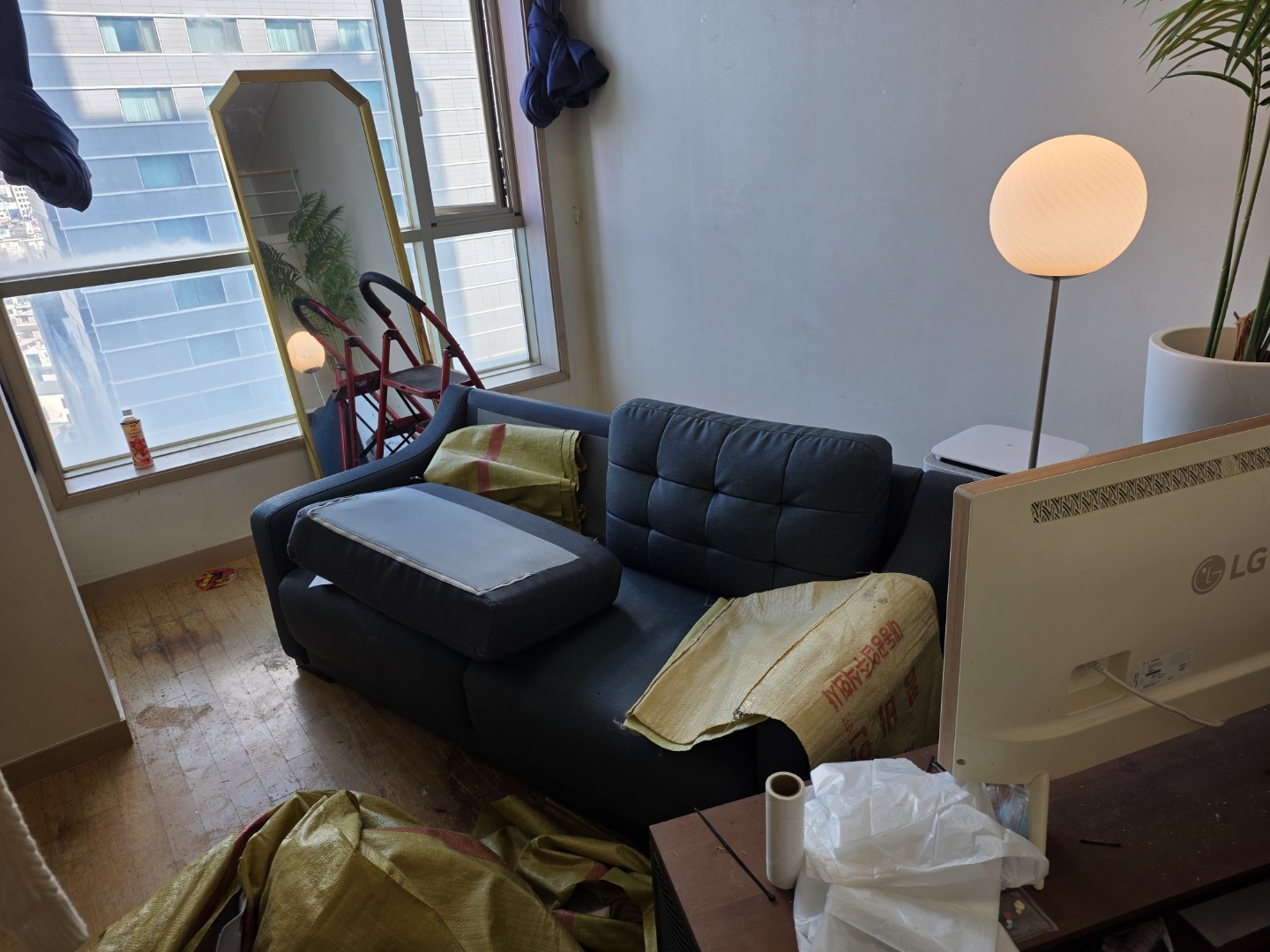 Post image 8