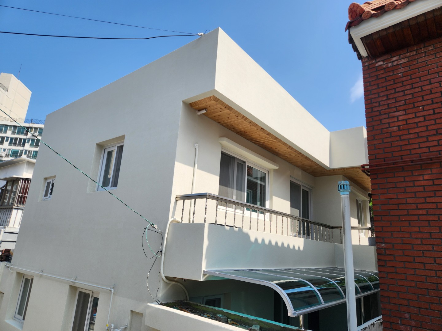Post image 4