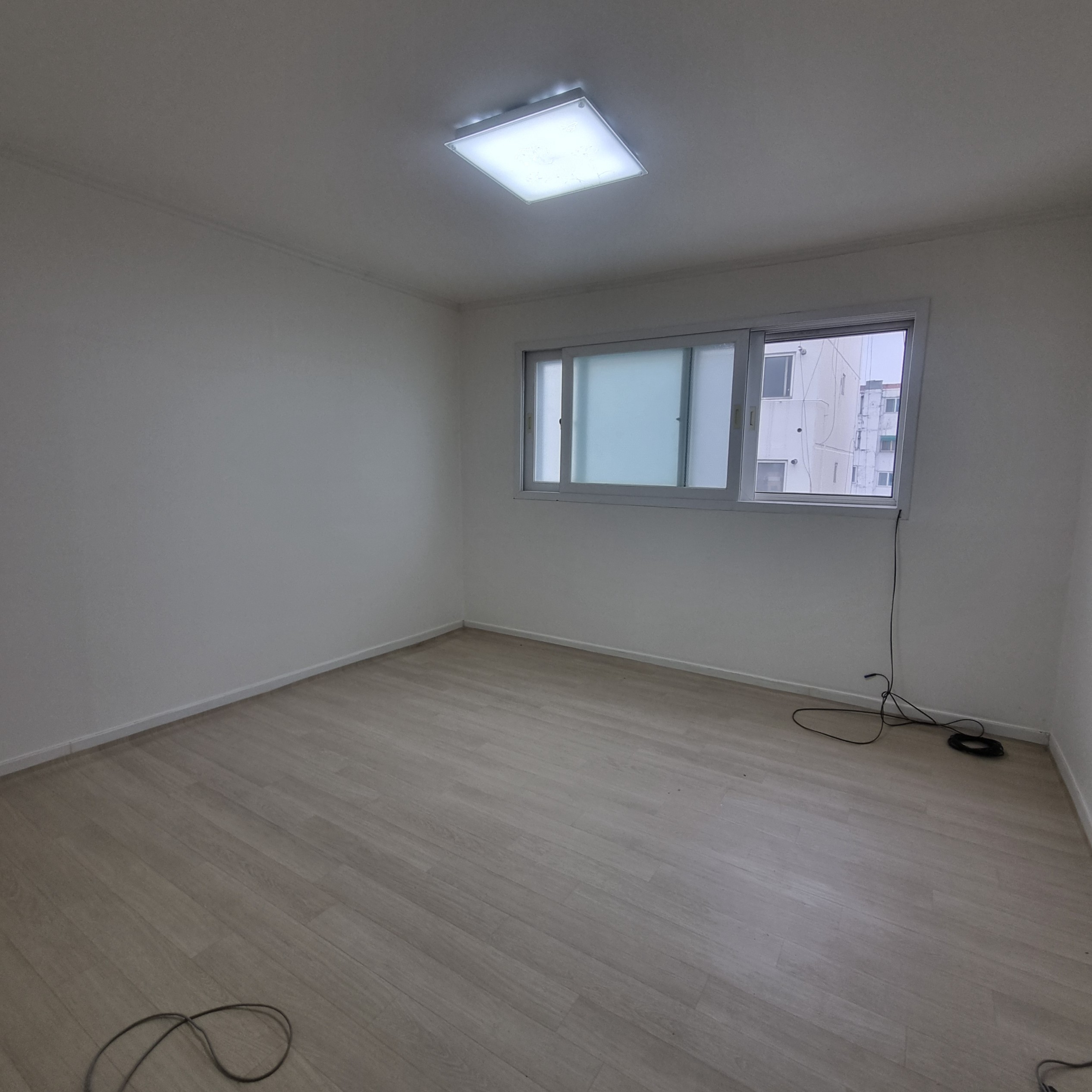 Post image 11