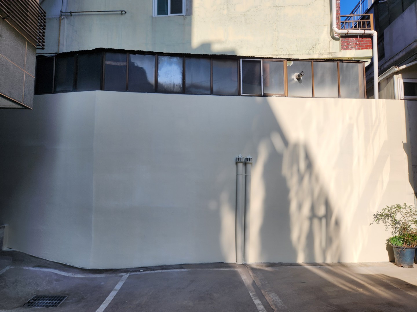 Post image 10