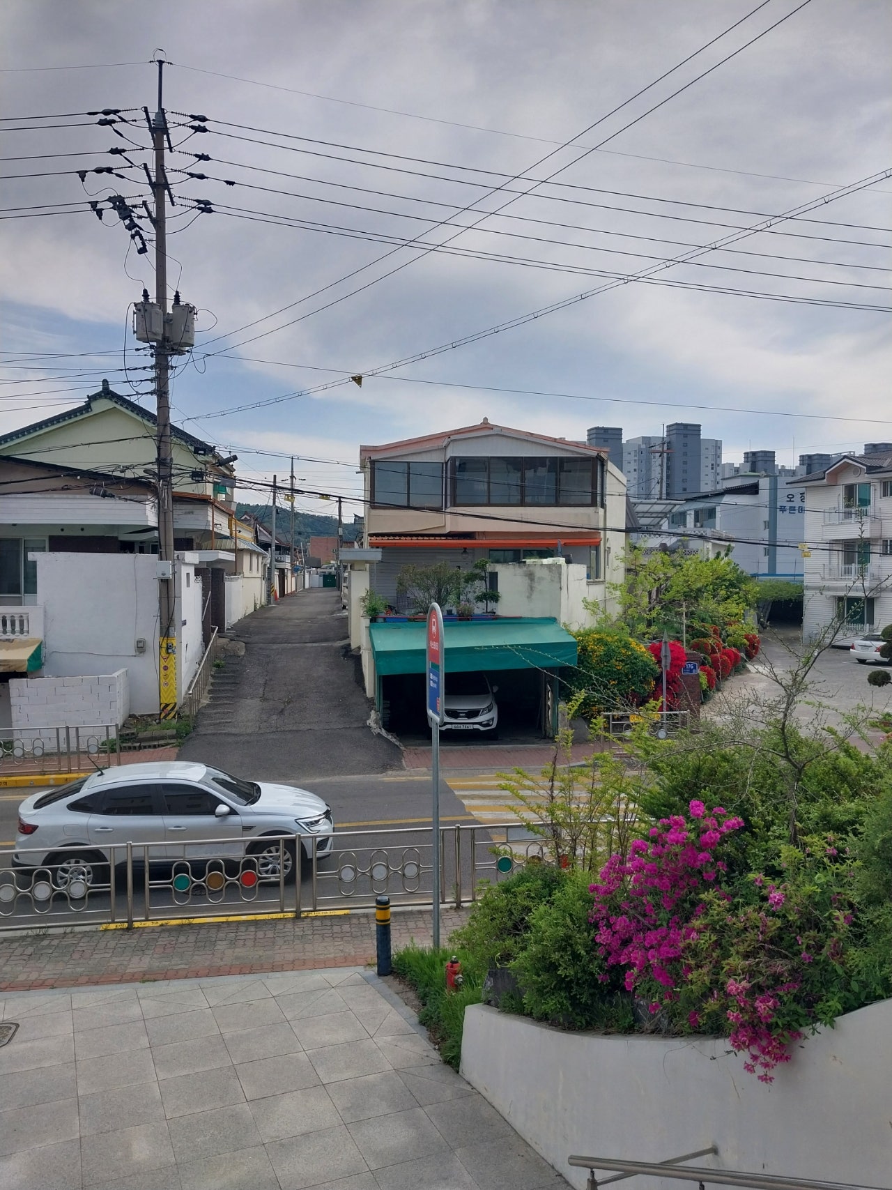 Post image 12