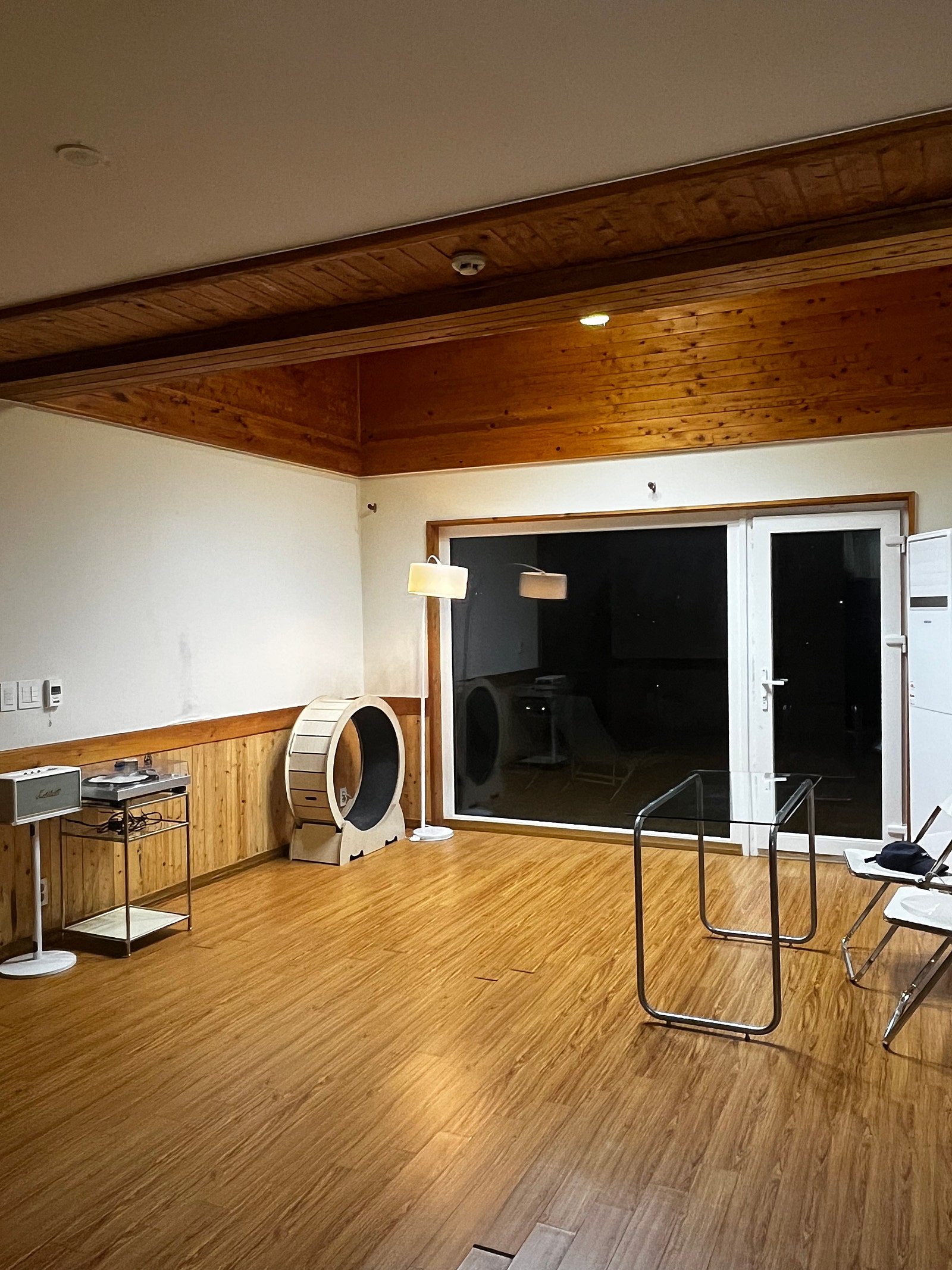 Post image 24