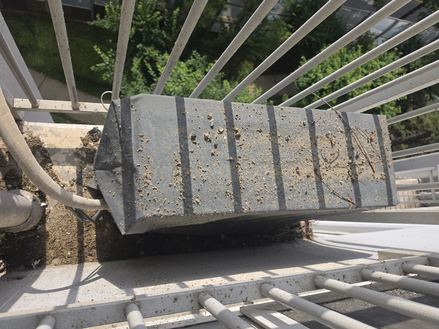 Post image 7