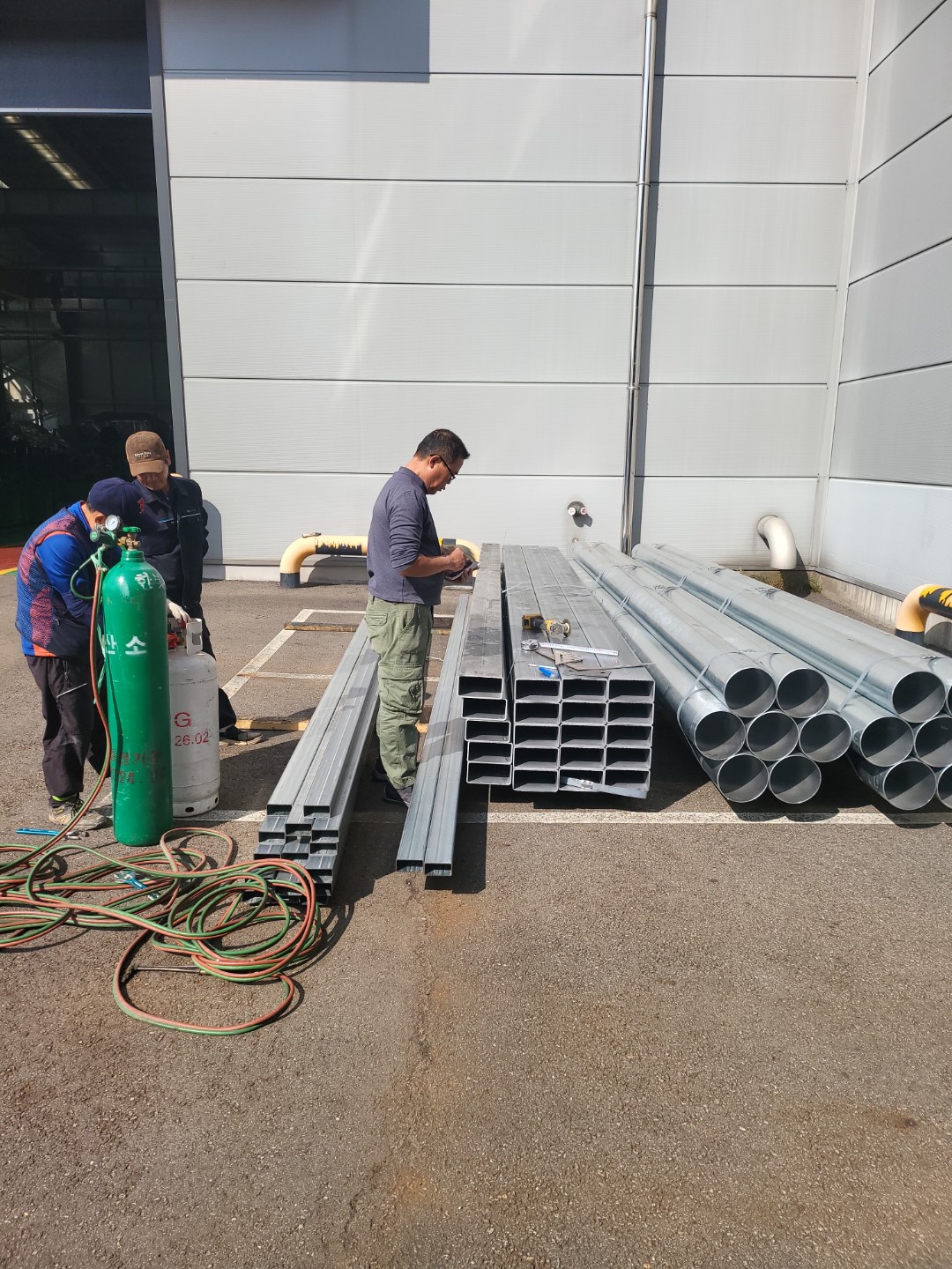 Post image 6