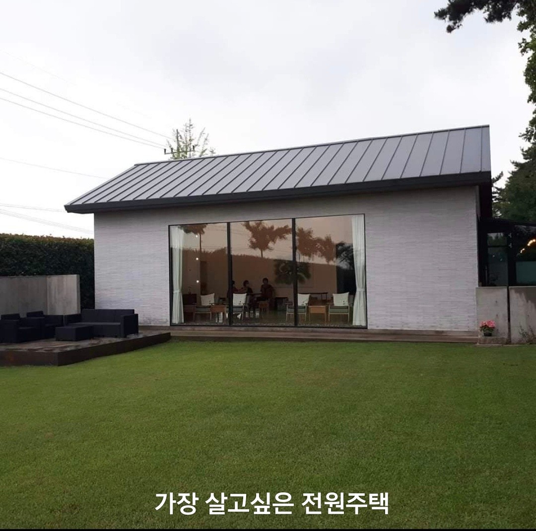Post image 4