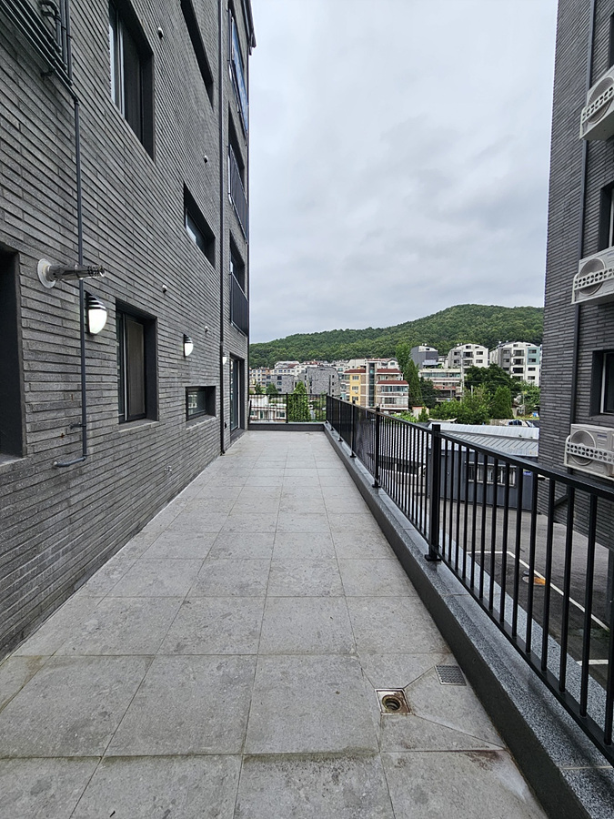 Post image 30