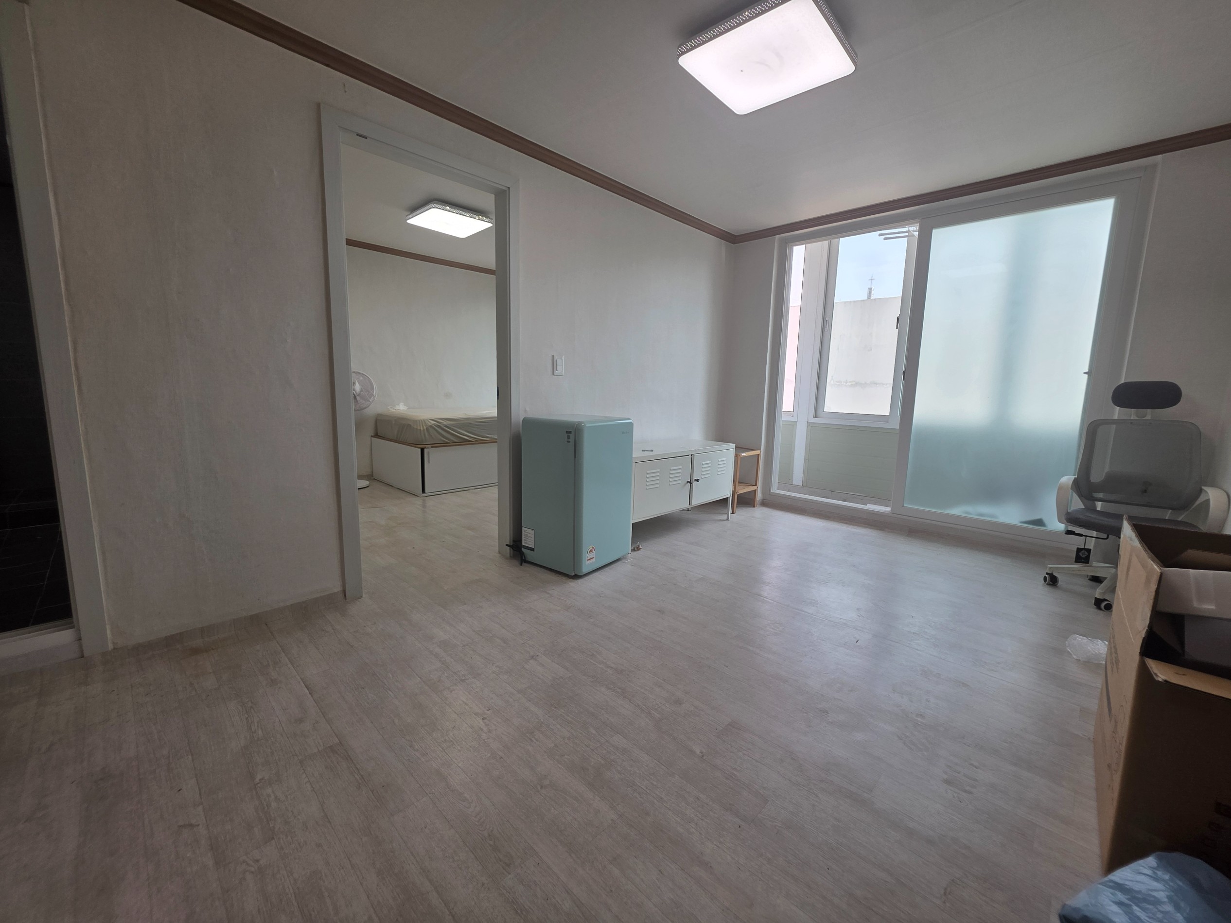 Post image 7