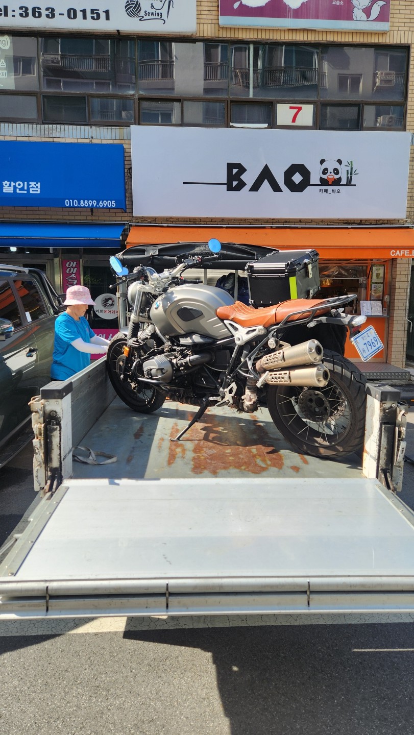 Post image 2