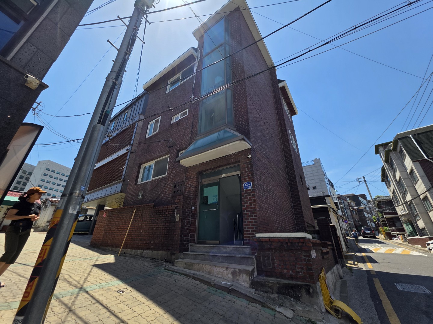 Post image 4