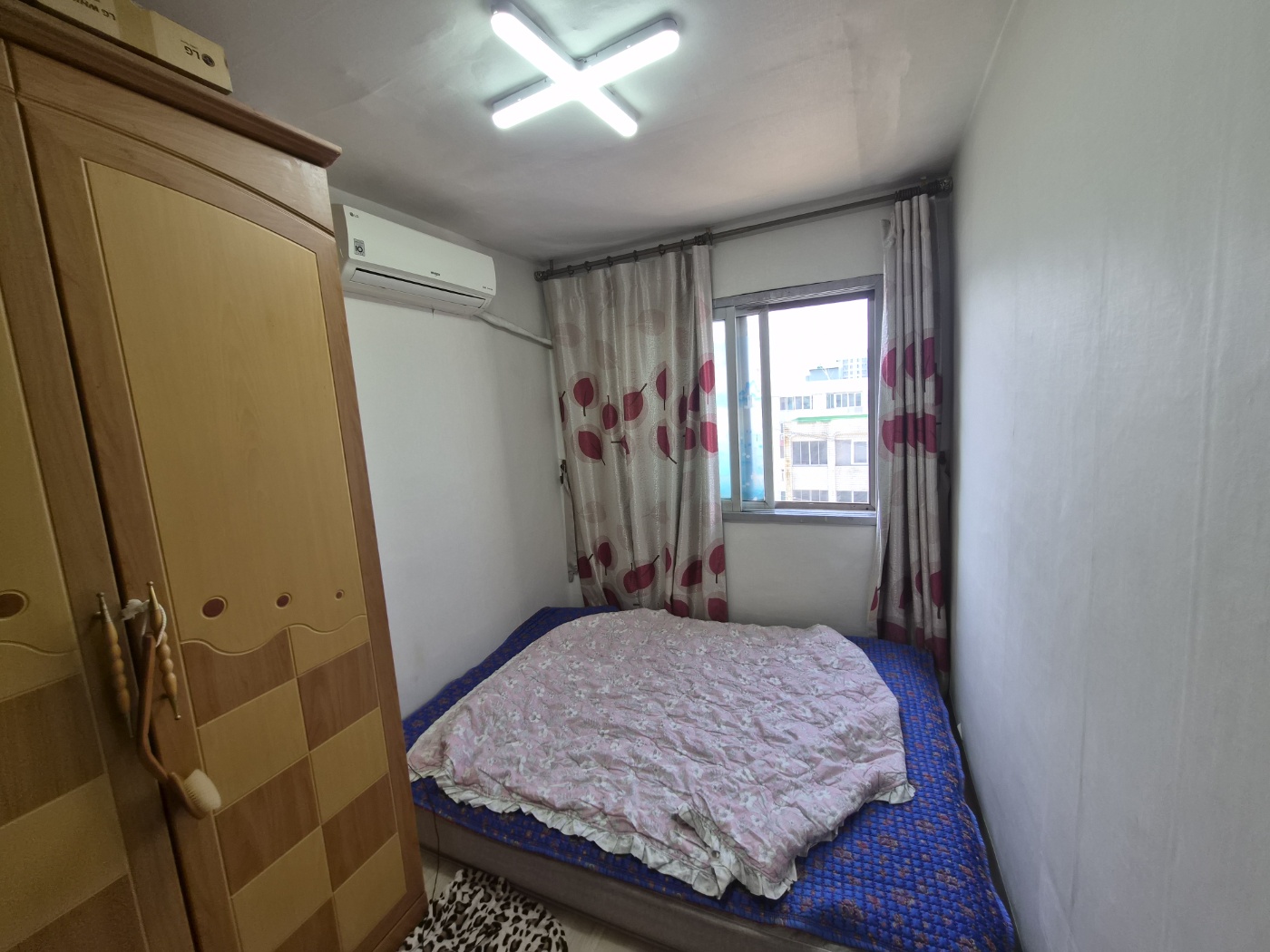Post image 14