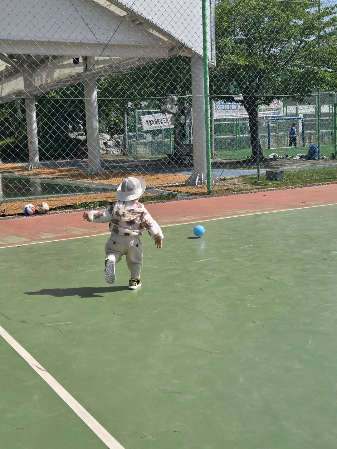 Post image 1