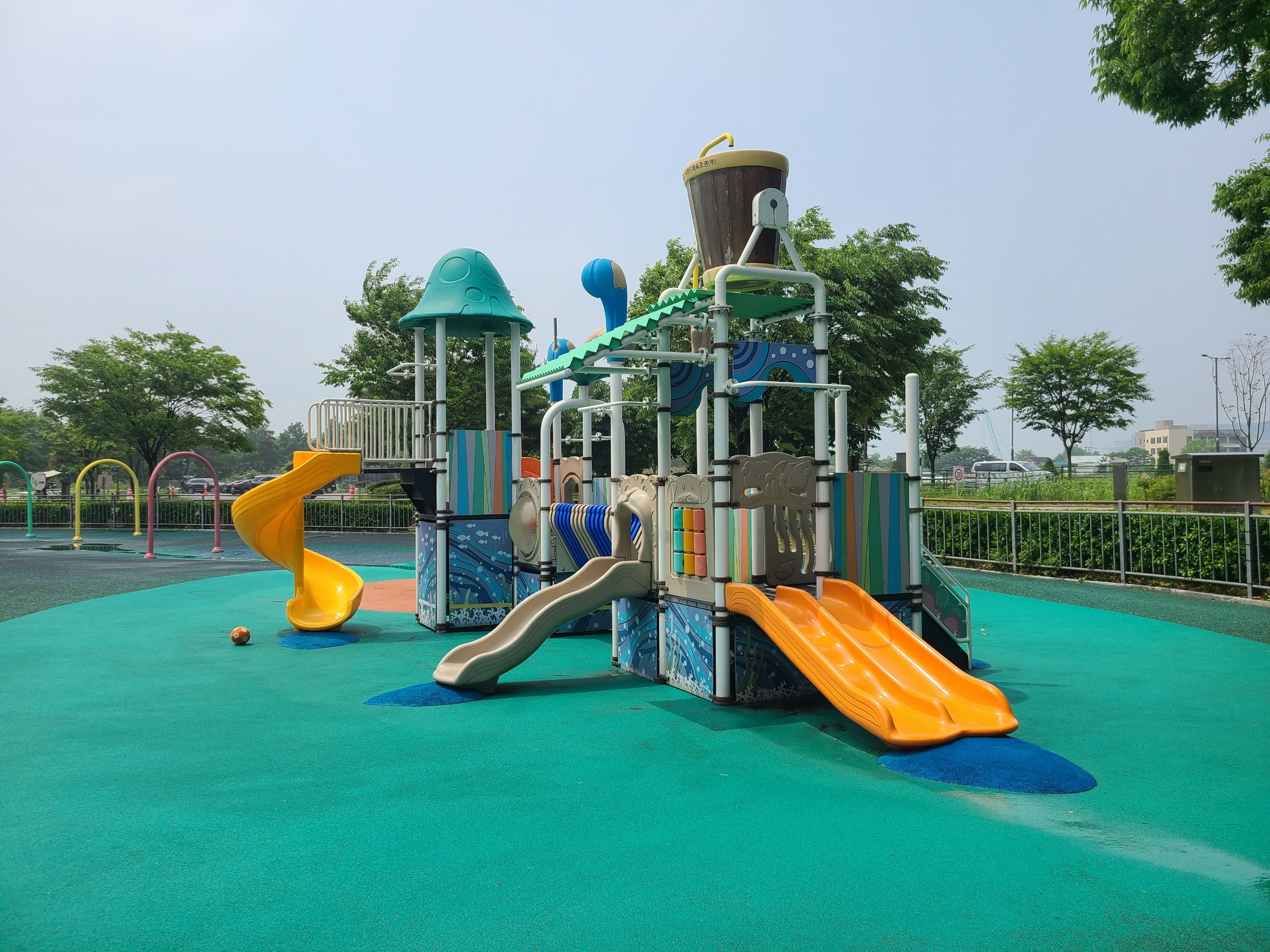 Post image 19