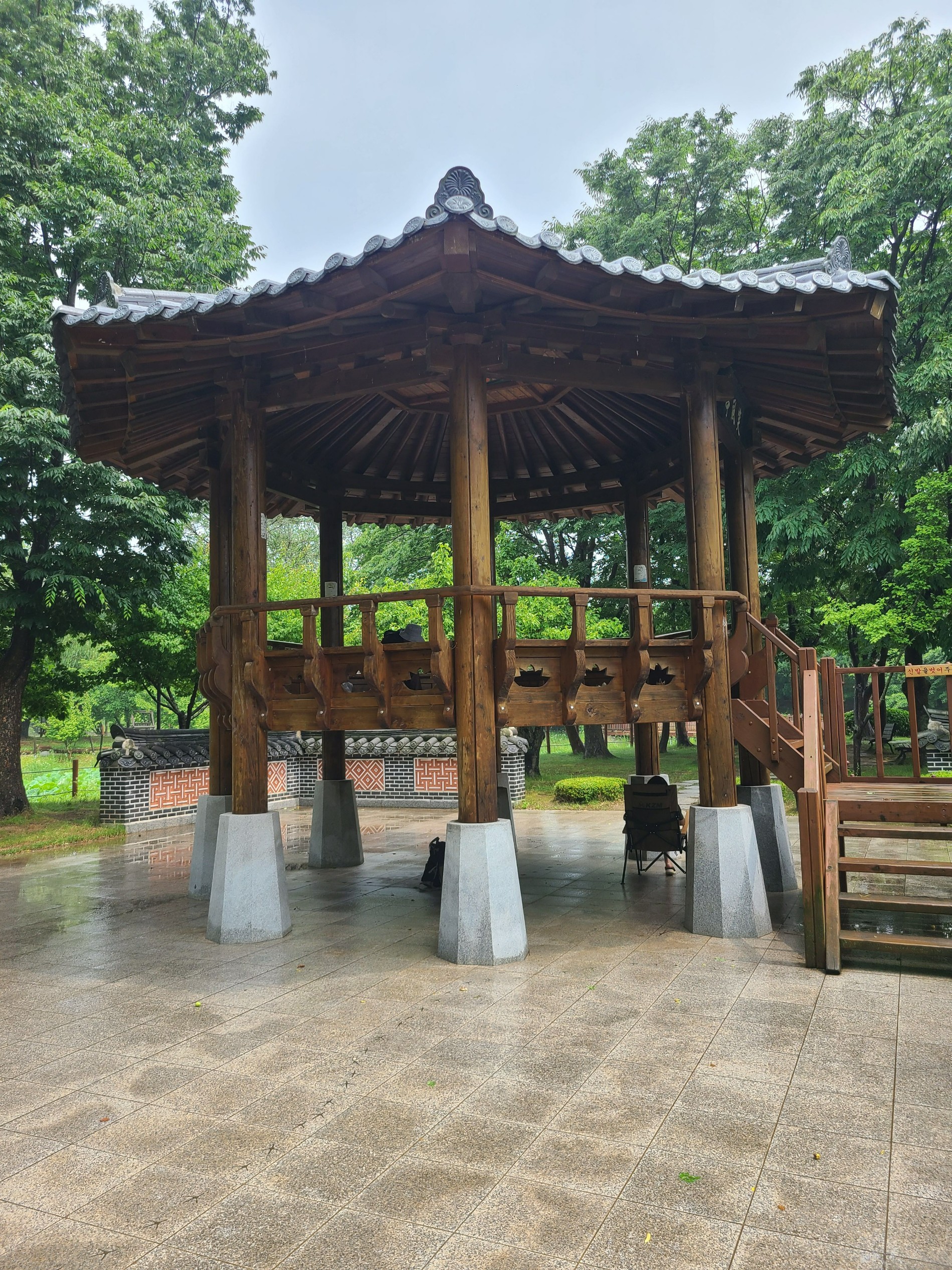 Post image 17