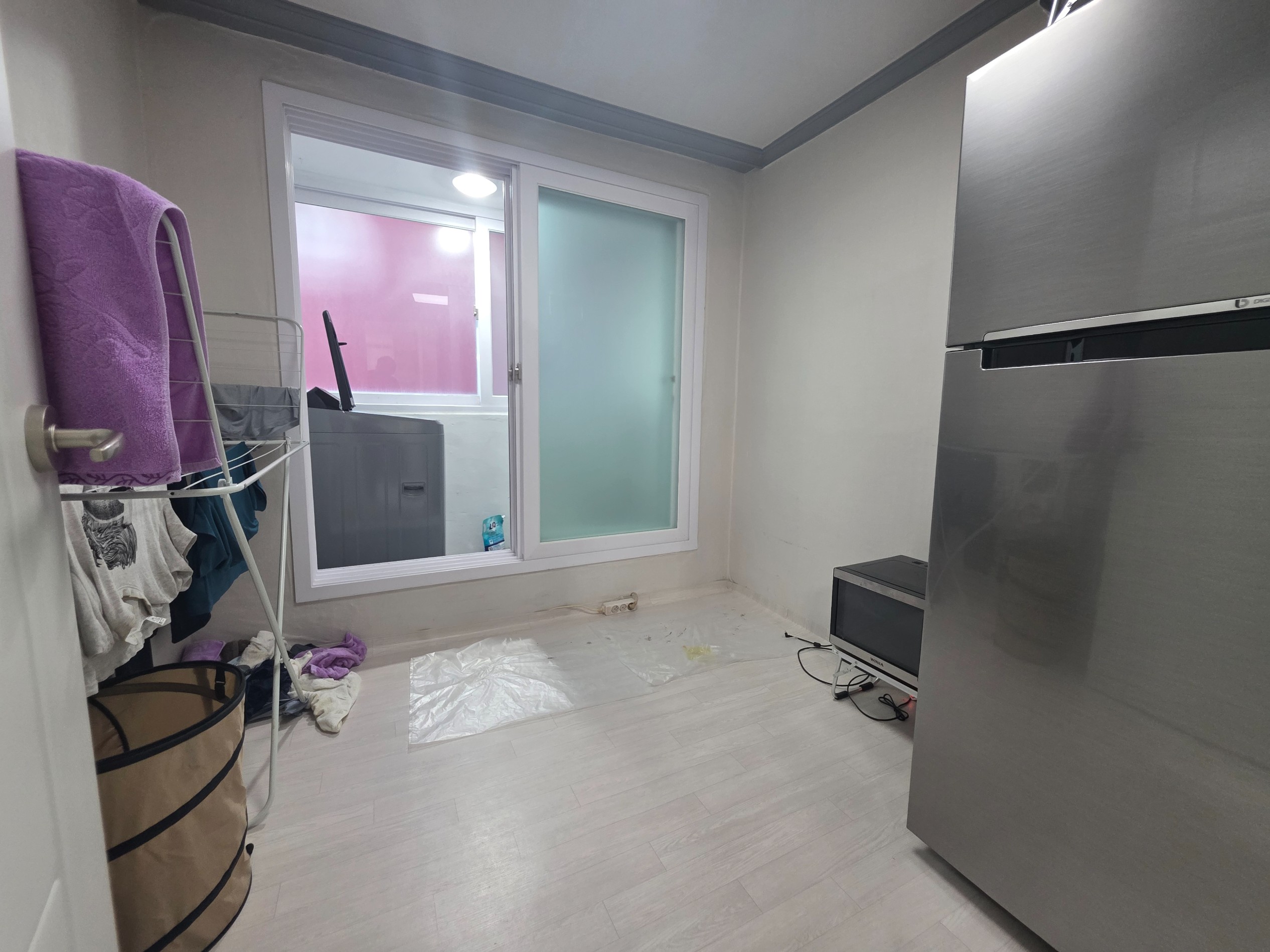 Post image 11