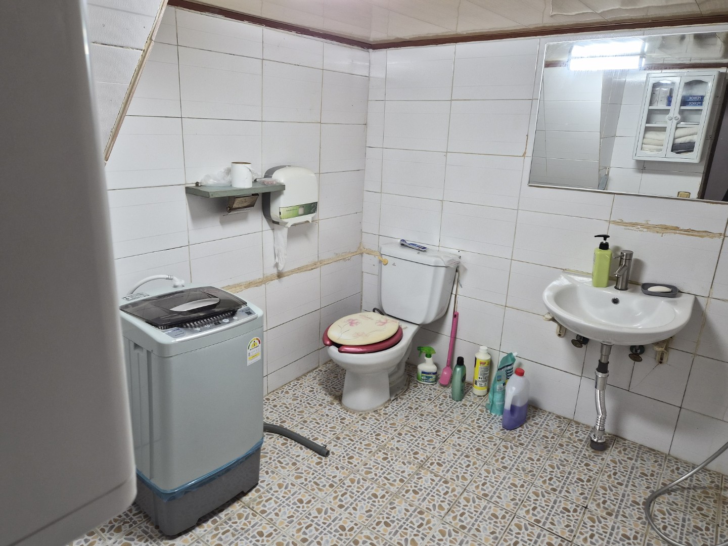 Post image 7
