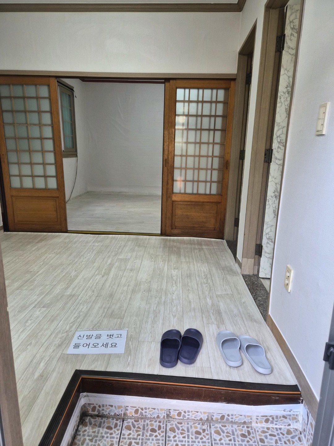Post image 4