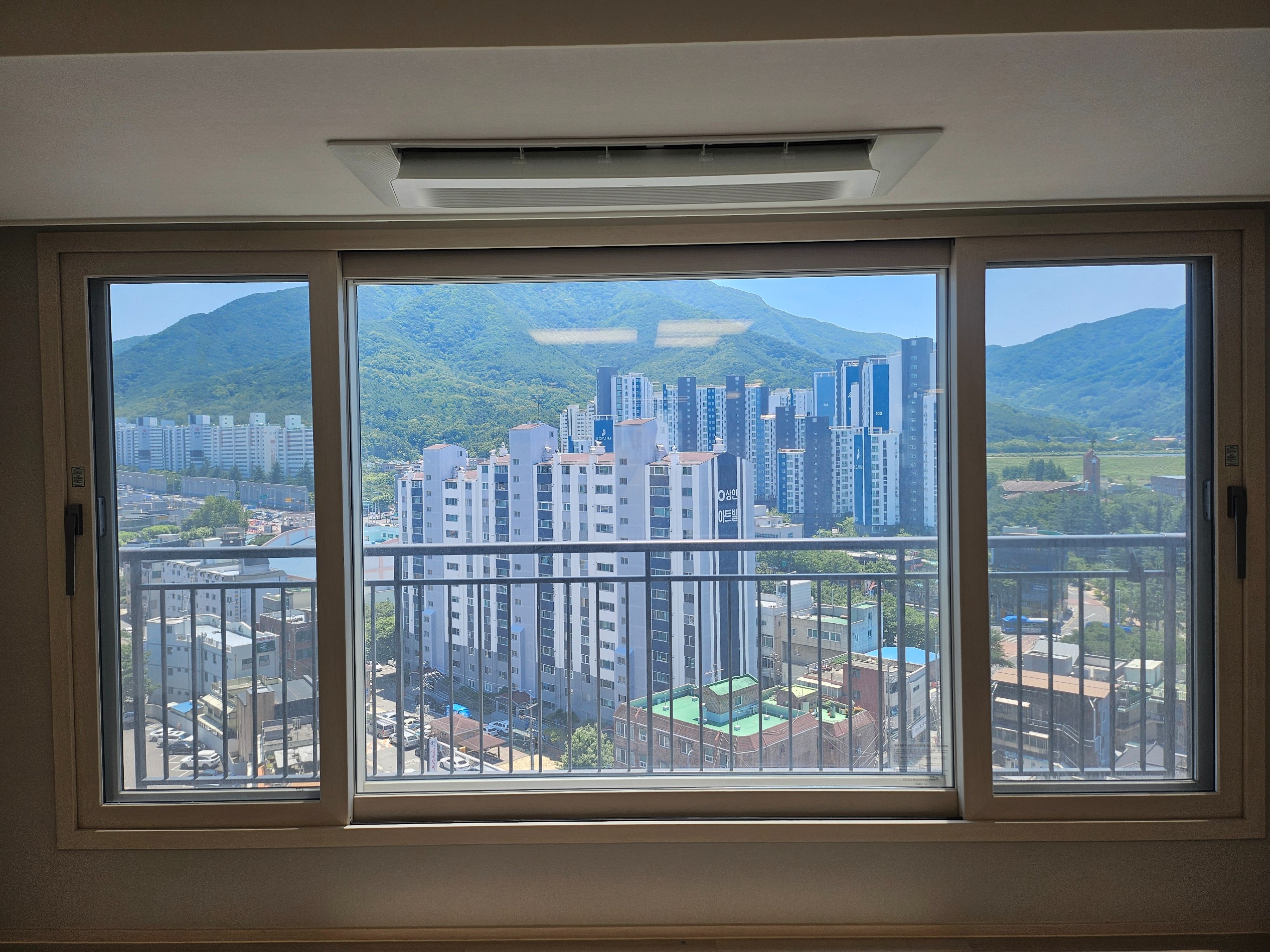 Post image 18
