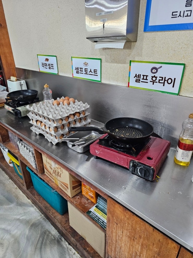Post image 11