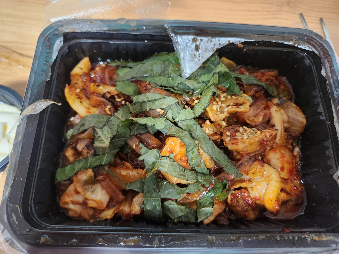오늘 점심은 삼김~