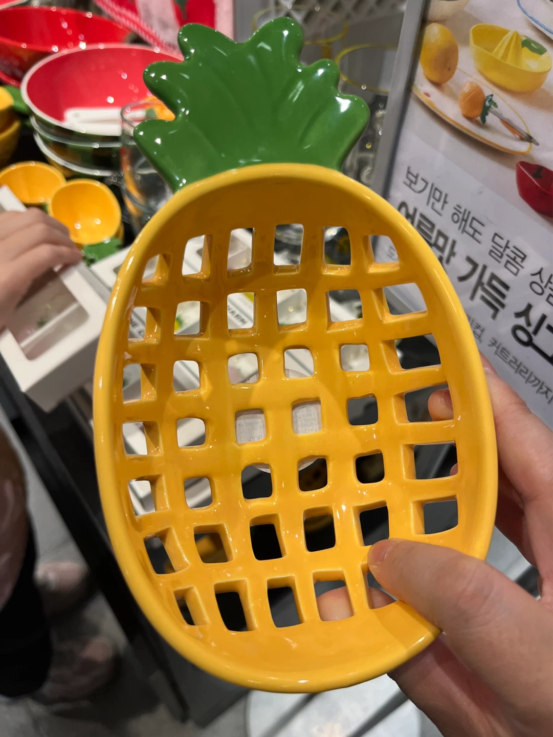 그릇,소품 구경했어요!