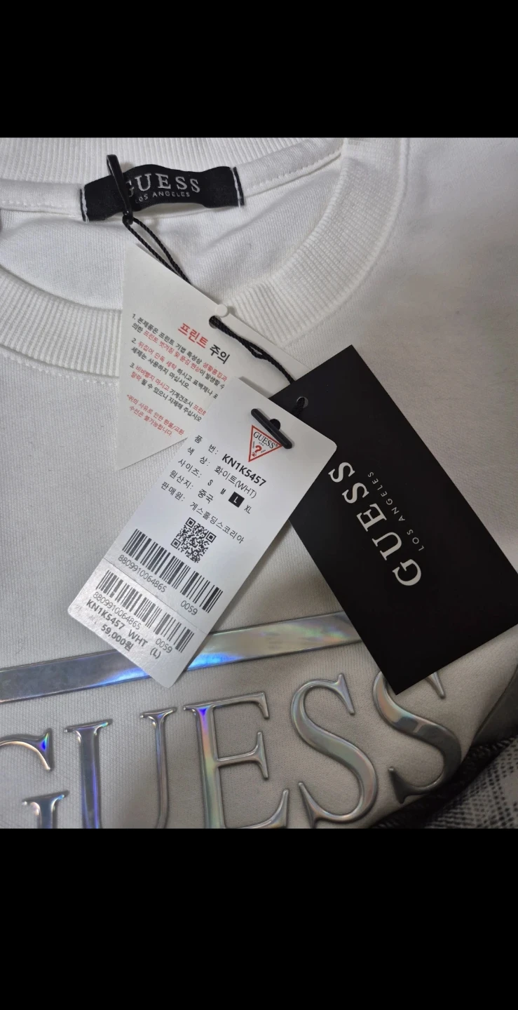 GUESS 화이트 티셔츠 L