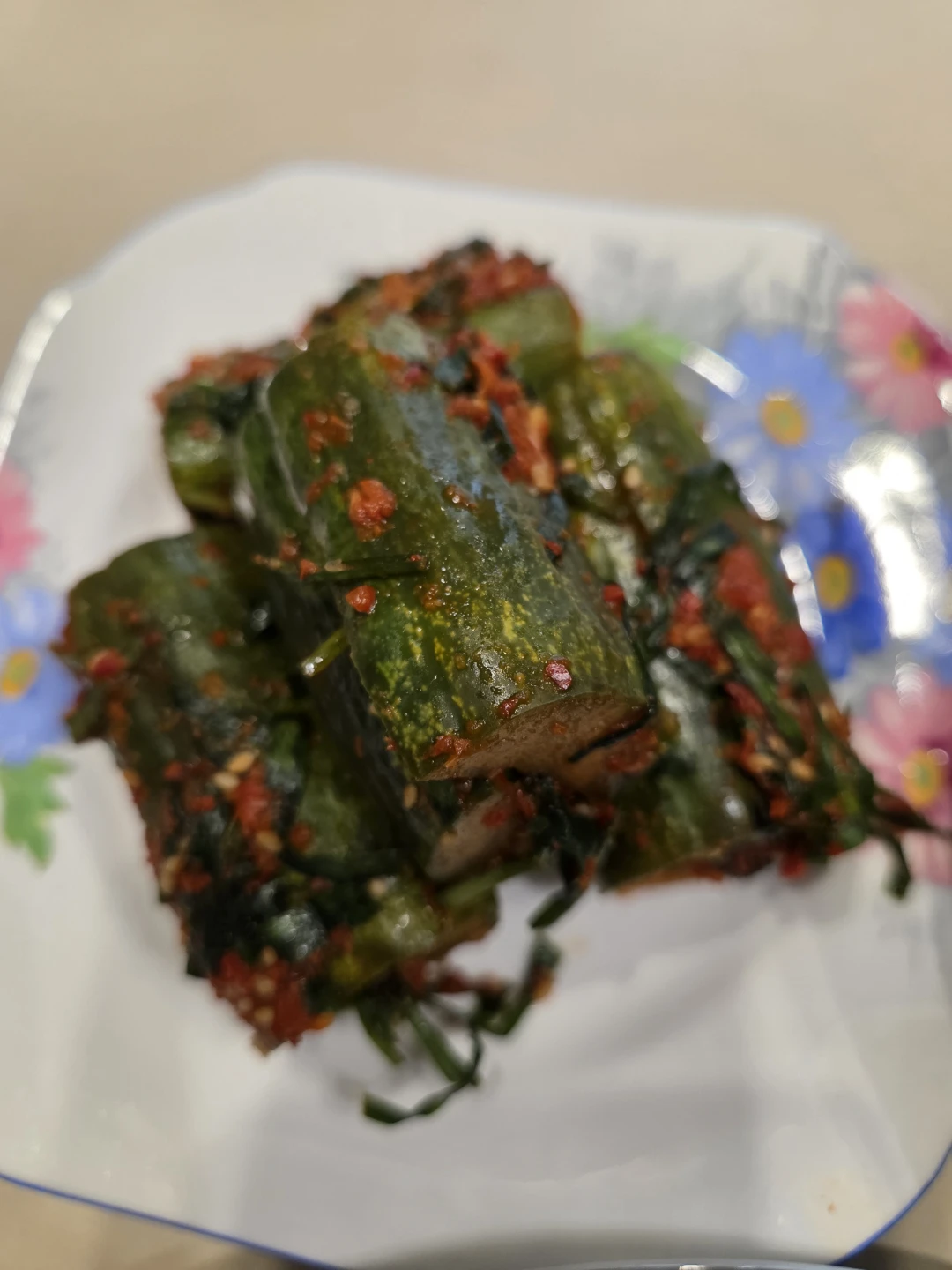 장아찌랑 돌돌돌김밥