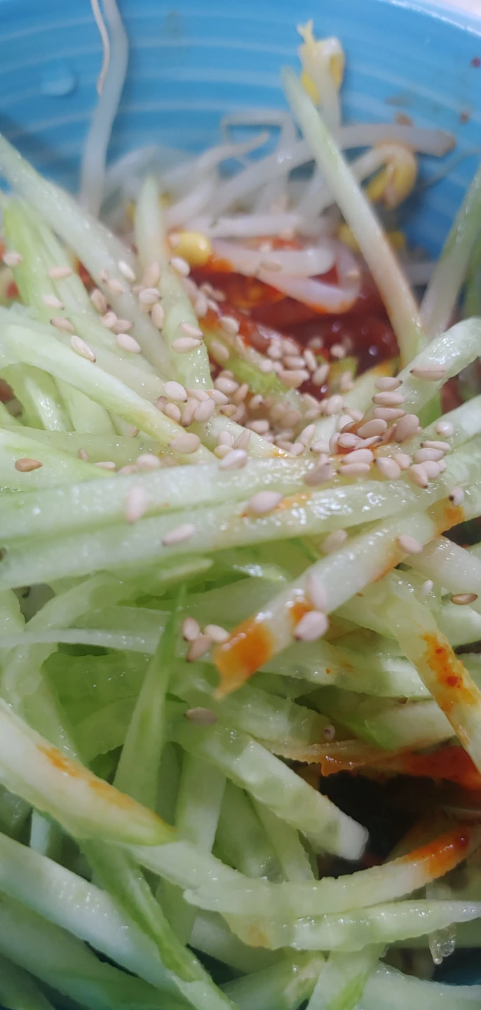 롤유부초밥~~맛나요~