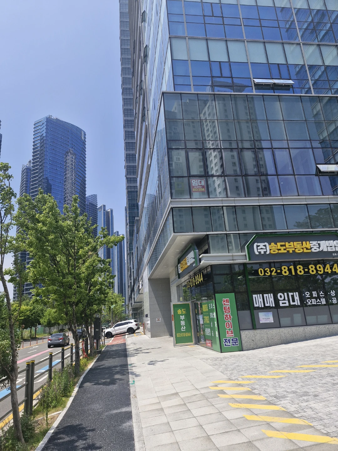 인천 연수구 송도동 30-6 송도센텀하이브1층코너 상가 임대합니다