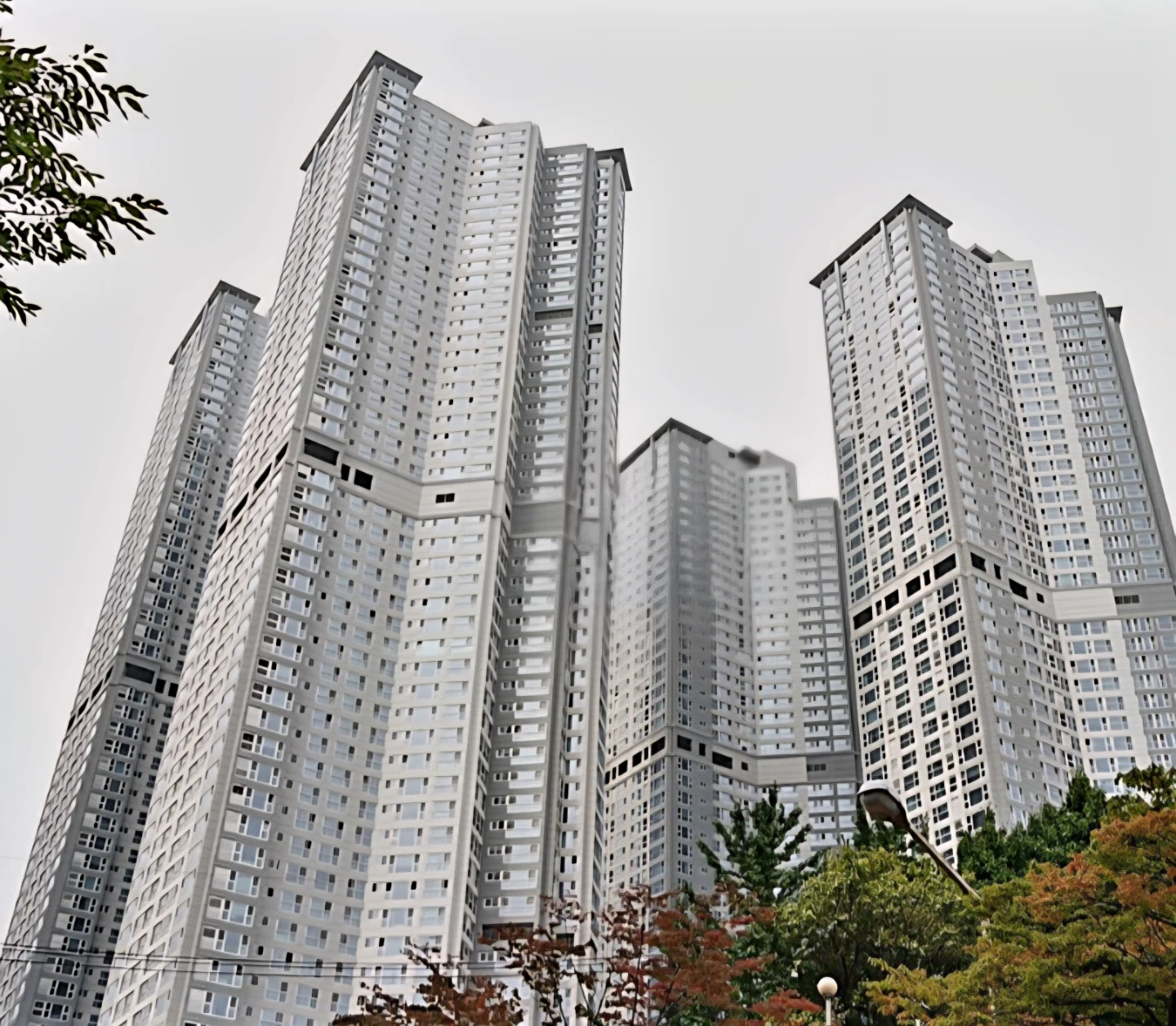 일산두산위브더제니스 / 전용 36평, 52층 고층세대 / 탄현역 초역세권