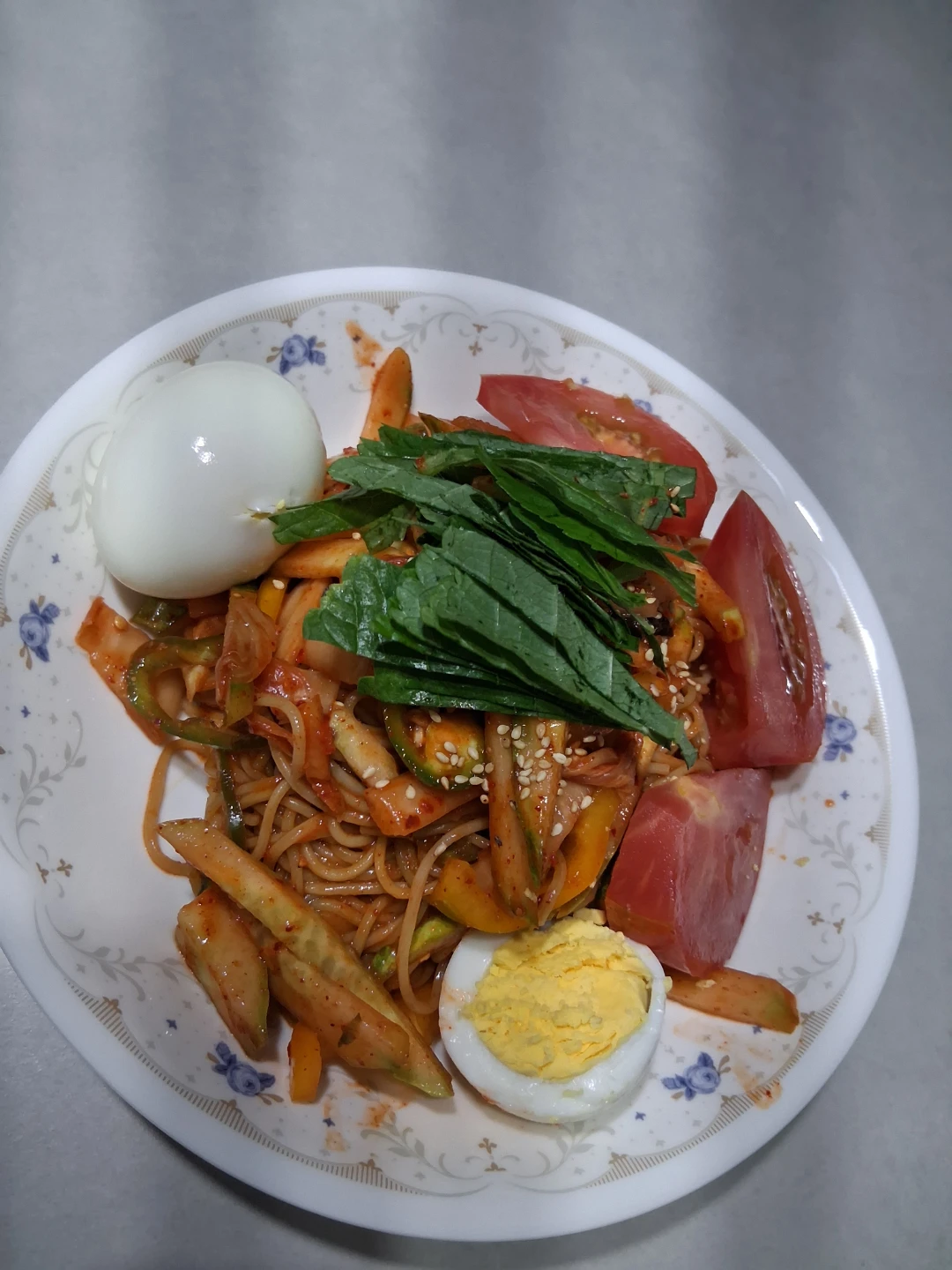 새콤매콤 비빔국수🍜