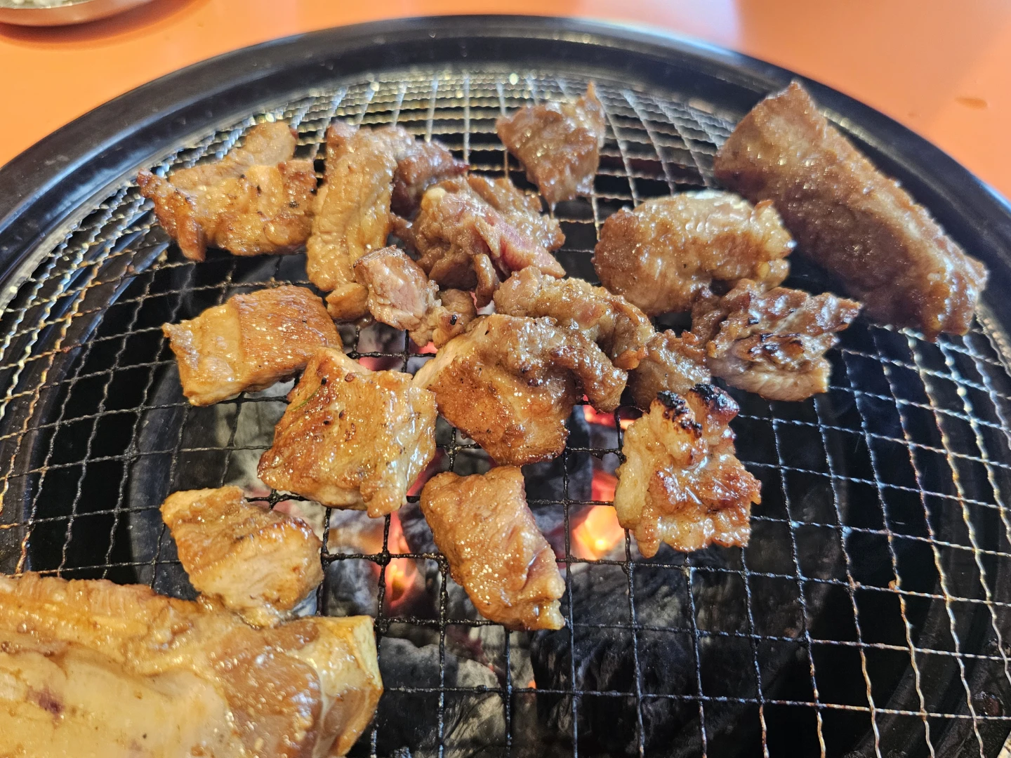 조촌동 김금자숯불갈비 맛있네요