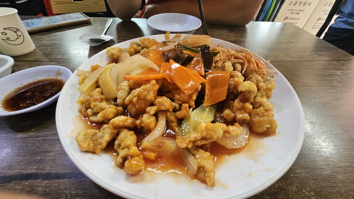 2시간30분을 웨이팅해서 정말 힘들게 맛 본 짜장면