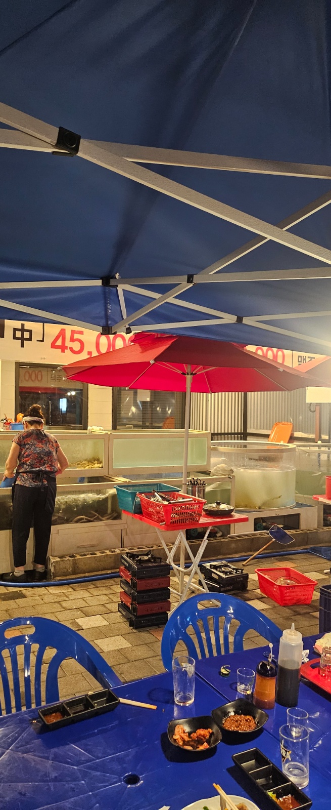 킹콩포차 대하구이 서빙모집 공고 썸네일