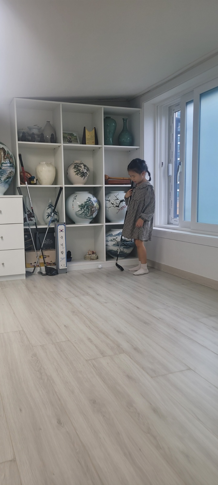영어 선생님 구합니다 (English teacher) 공고 썸네일