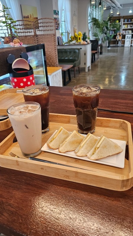 카페 바리스타 공고 썸네일