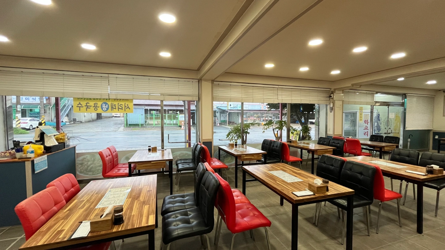 점심 알바 구해요! 10:30~2:30 / 일급 5만원