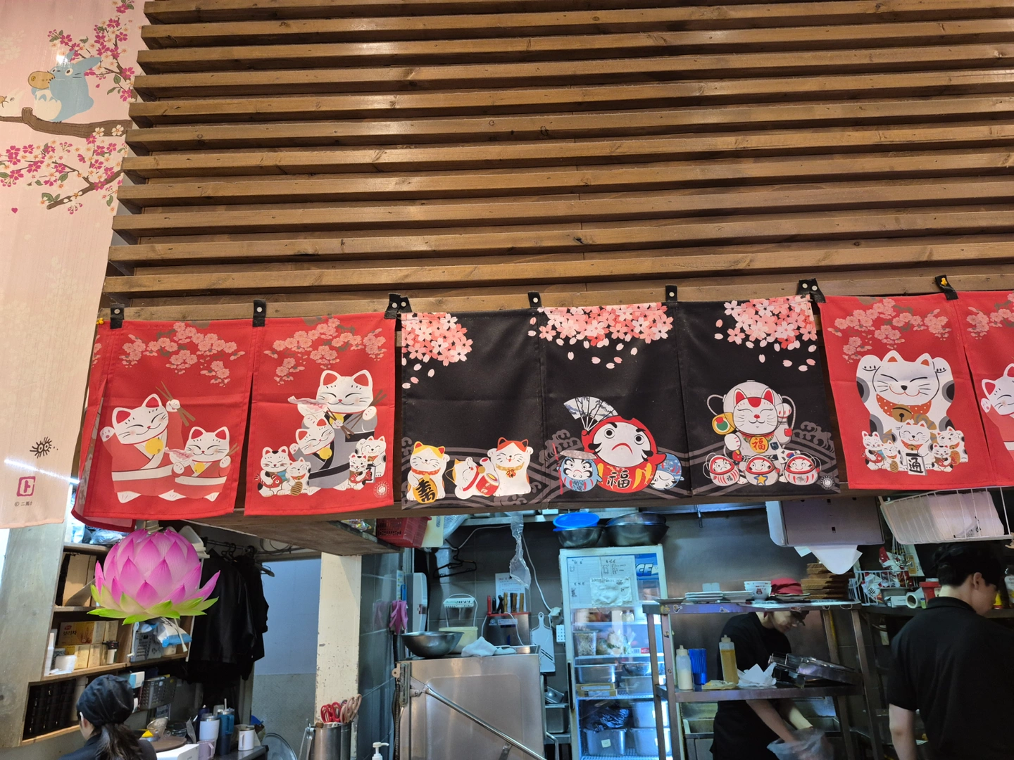 주방보조 주 4일 일하실 분 구합니다(홍대돈부리 코엑스