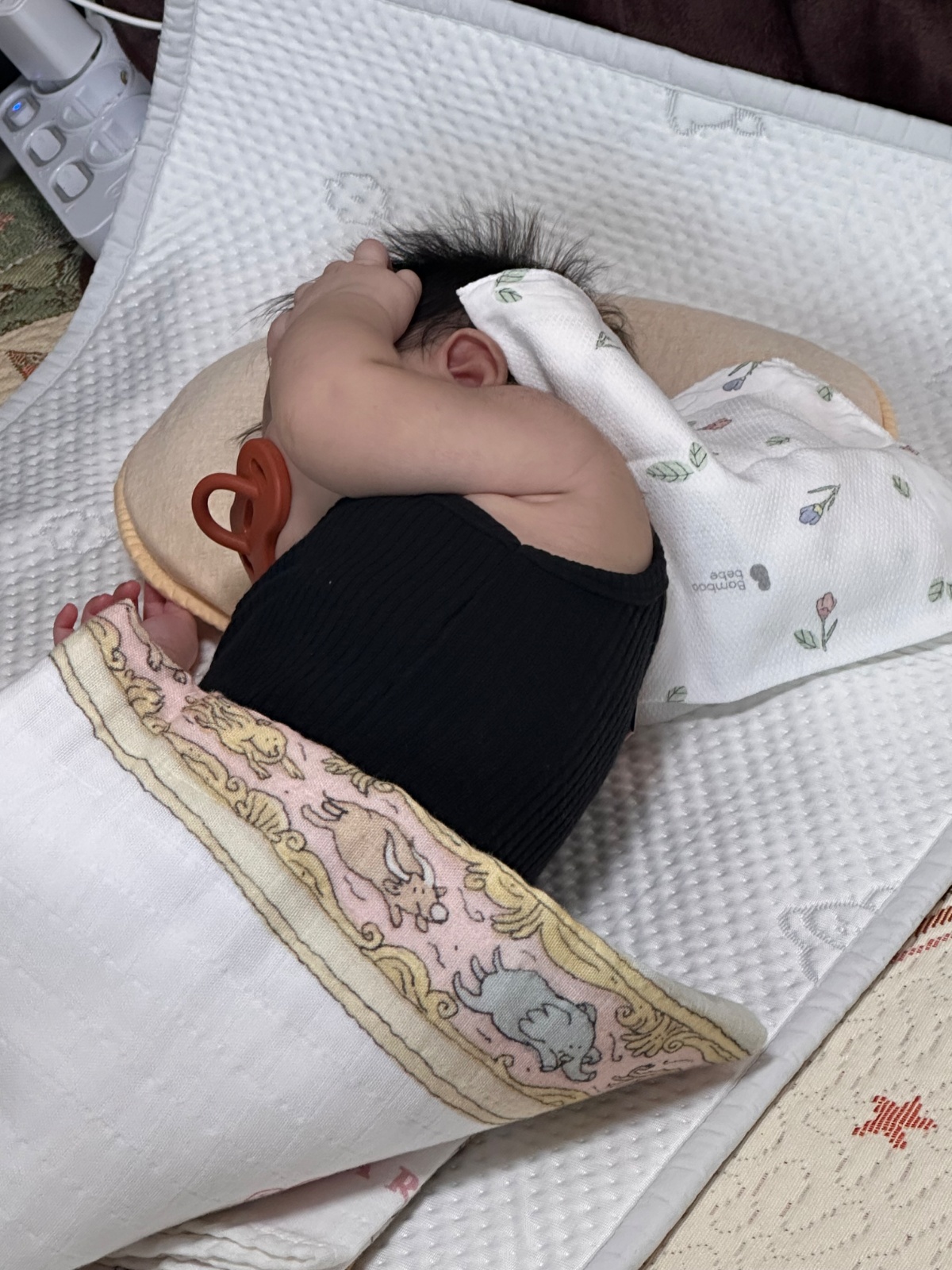 3개월 여아 돌봄 시터 구합니다. 공고 썸네일
