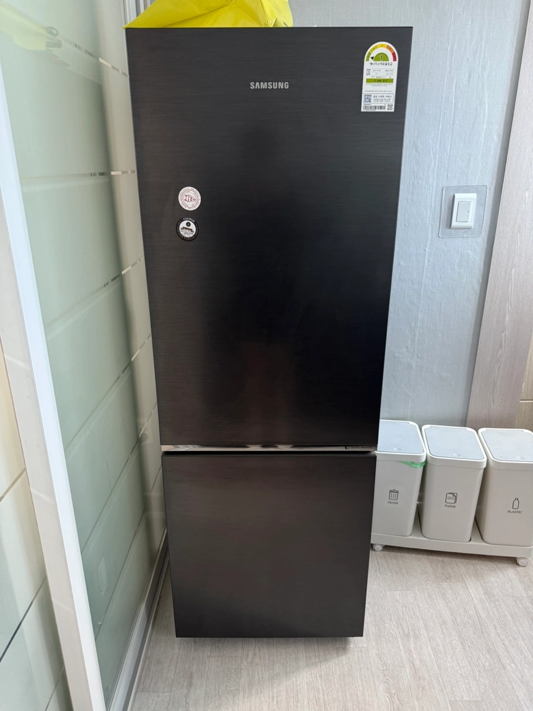 (3층계단) 일반 냉장고 하나 같이 내려요.