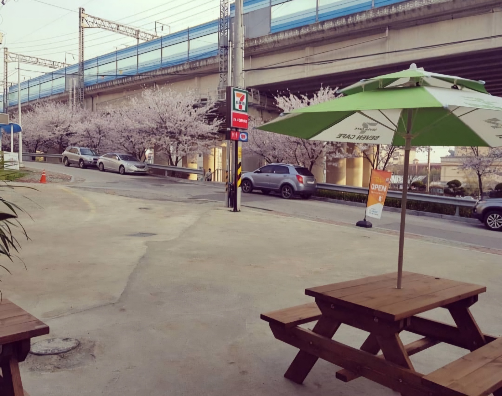 세븐일레븐 메이트 구합니다. 공고 썸네일