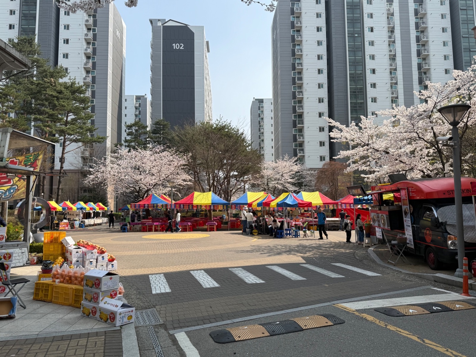 당일 저녁 서빙 알바 모집합니다. 공고 썸네일