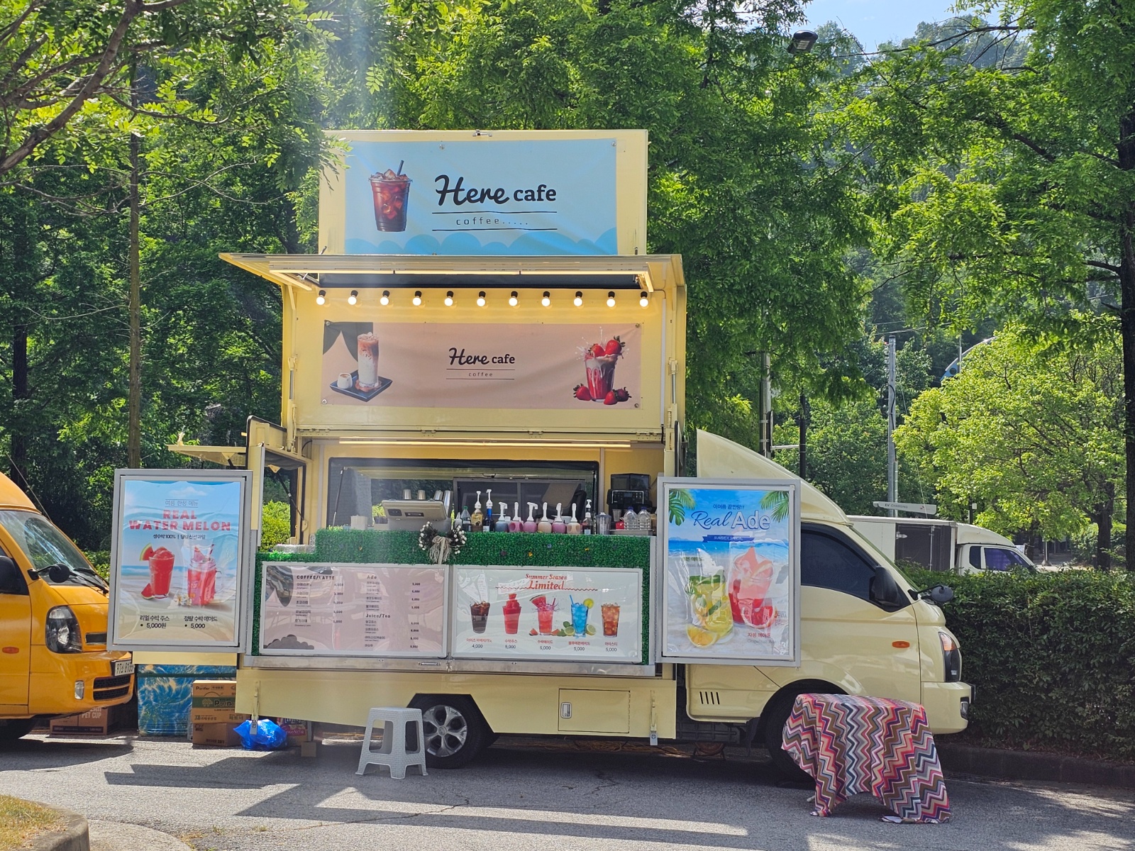 커피트럭 아르바이트 공고 썸네일