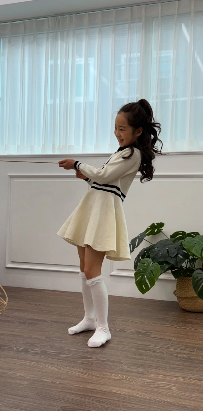 아동양말 쇼핑몰 여아 촬영 모델 구합니다(얼굴 안나옴)